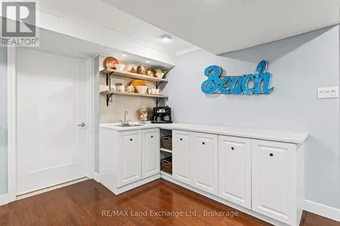 222 Penetangore Row Kincardine ON N2Z 2P6