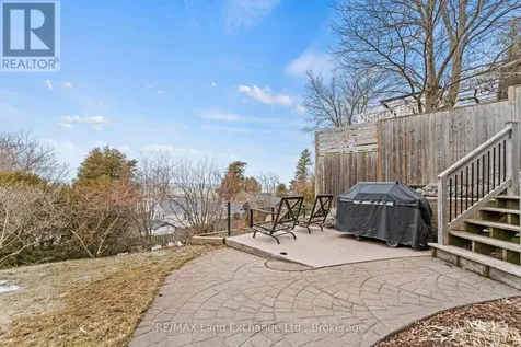 222 Penetangore Row Kincardine ON N2Z 2P6