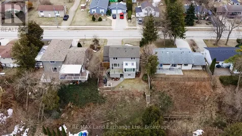 222 Penetangore Row Kincardine ON N2Z 2P6