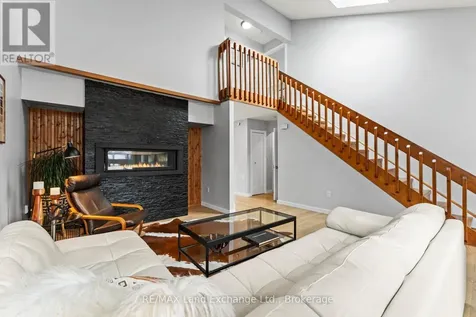 222 Penetangore Row Kincardine ON N2Z 2P6