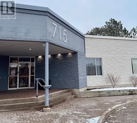 715 Coronation Boulevard Cambridge ON N1R 7R1