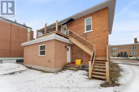 259 Pembroke Street East Pembroke ON K8A 3J9