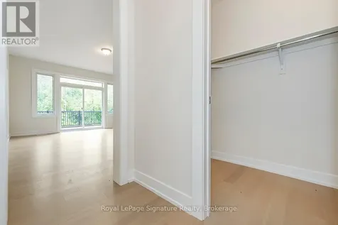 126 Dorothy Drive Blue Mountains ON N0H 1J0