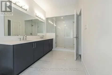 126 Dorothy Drive Blue Mountains ON N0H 1J0