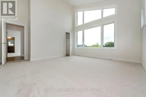 126 Dorothy Drive Blue Mountains ON N0H 1J0