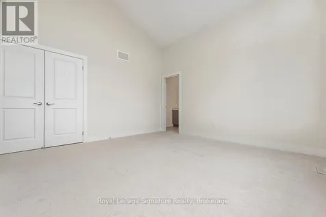 126 Dorothy Drive Blue Mountains ON N0H 1J0