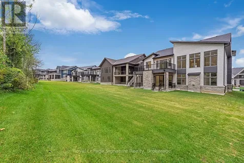126 Dorothy Drive Blue Mountains ON N0H 1J0