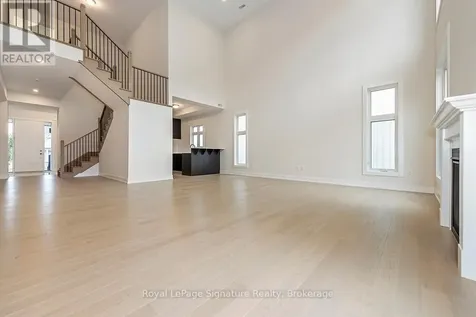 126 Dorothy Drive Blue Mountains ON N0H 1J0