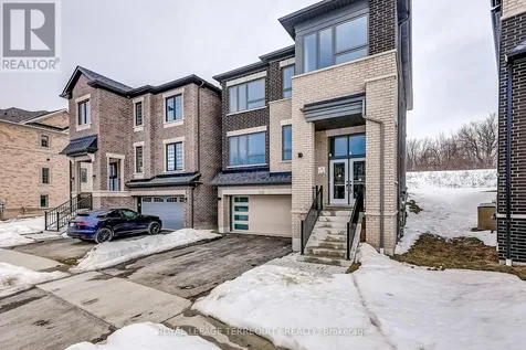 1226 Talisman Manor Pickering ON L1X 0R9