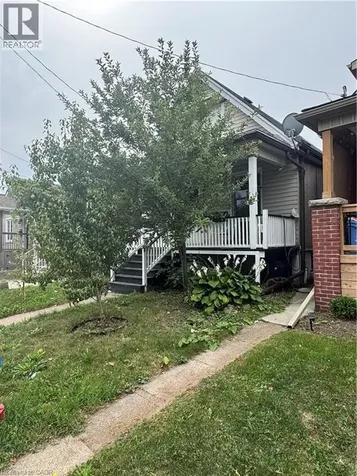 82 Cambridge Avenue Hamilton ON L8H 1T6