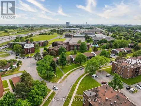2080 Ogilvie Road Ottawa ON K1J 7N8