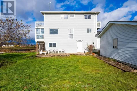 144 Fraser Street Bradford West Gwillimbury ON L3Z 3Y8