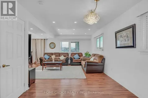 144 Fraser Street Bradford West Gwillimbury ON L3Z 3Y8