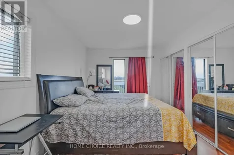 144 Fraser Street Bradford West Gwillimbury ON L3Z 3Y8