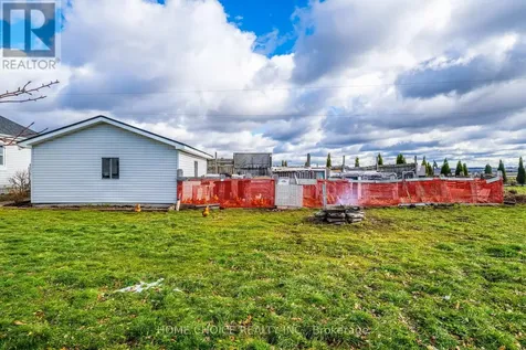 144 Fraser Street Bradford West Gwillimbury ON L3Z 3Y8