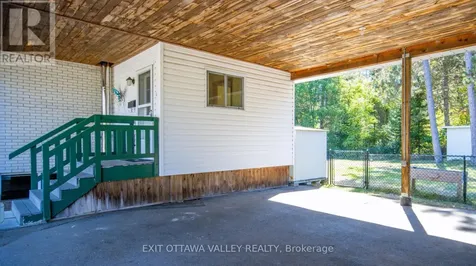 23 Sprucedale Avenue Madawaska Valley ON K0J 1B0