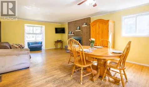 23 Sprucedale Avenue Madawaska Valley ON K0J 1B0
