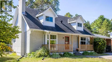 23 Sprucedale Avenue Madawaska Valley ON K0J 1B0