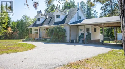 23 Sprucedale Avenue Madawaska Valley ON K0J 1B0