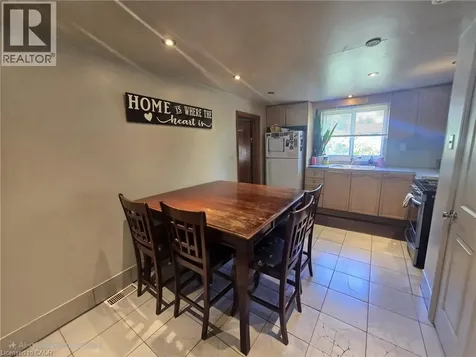 82 Teal Avenue Stoney Creek ON L8E 3B2