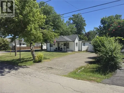 82 Teal Avenue Stoney Creek ON L8E 3B2