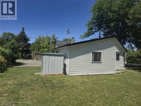 82 Teal Avenue Stoney Creek ON L8E 3B2