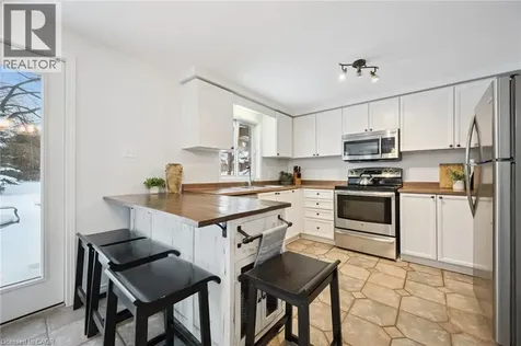 98 Old Maple Lane Kitchener ON N2N 3B3