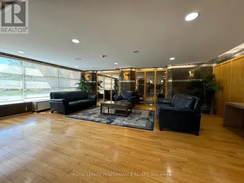 2760 Carousel Crescent Ottawa ON K1T 2N4