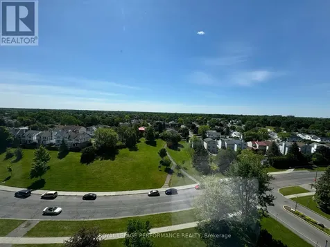 2760 Carousel Crescent Ottawa ON K1T 2N4