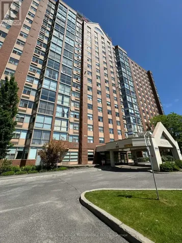 2760 Carousel Crescent Ottawa ON K1T 2N4