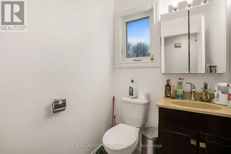 677 Mathieu Way Ottawa ON K4A 2R6