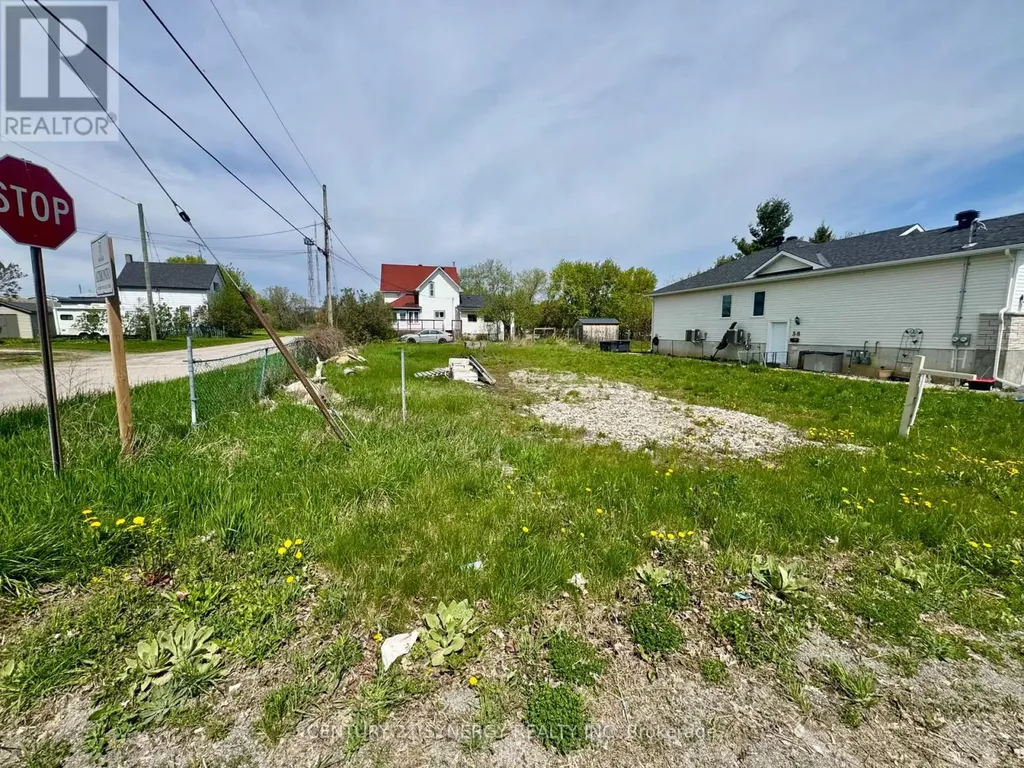 24 King Street Smiths Falls ON K7A 3C9