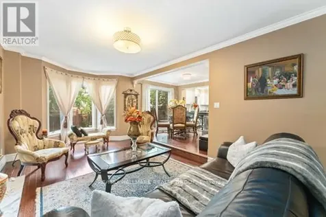 160 Sai Crescent Ottawa ON K1G 5P2