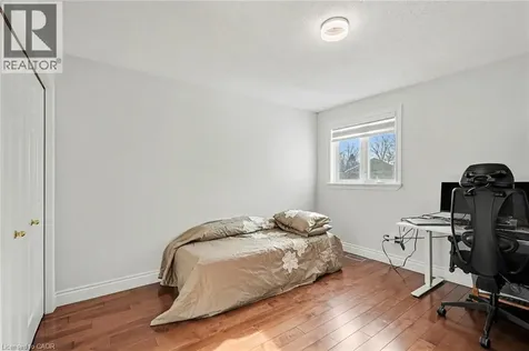 106 Knudson Drive Kanata ON K2K 2L5