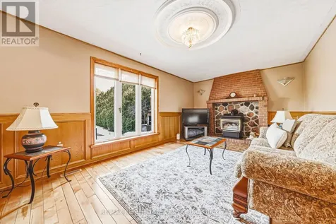 53 Glover Road Hamilton (hannon) ON L8W 3S8