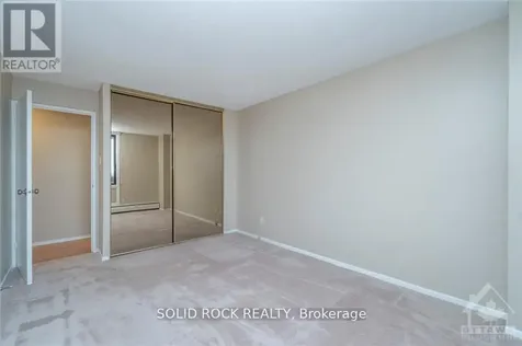 415 Greenview Avenue Ottawa ON K2B 8G5