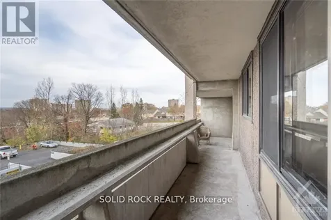 415 Greenview Avenue Ottawa ON K2B 8G5