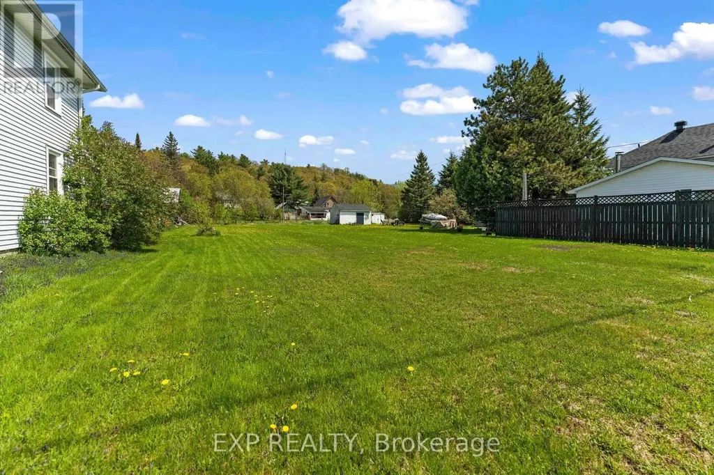 00 Casey Street Madawaska Valley ON K0J 1B0