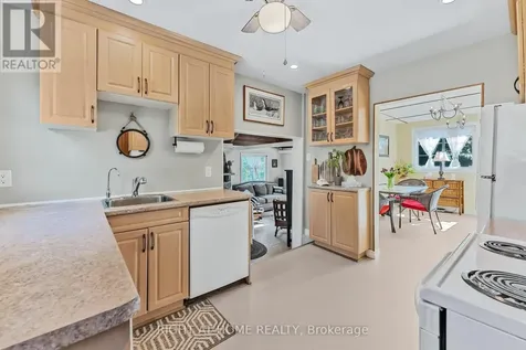 113 Minnetonka Road Innisfil ON L9S 2V8