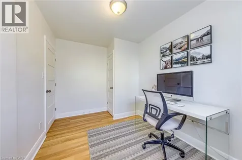 288 Reynolds Street Oakville ON L6J 3L4