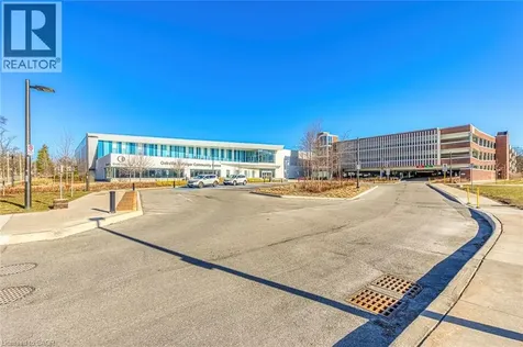 288 Reynolds Street Oakville ON L6J 3L4