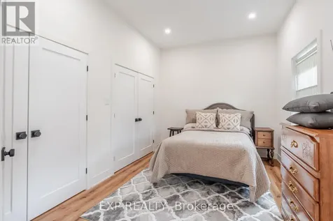 12 Viewmount Drive Ottawa ON K2G 1R5