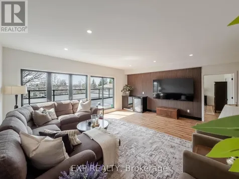 12 Viewmount Drive Ottawa ON K2G 1R5