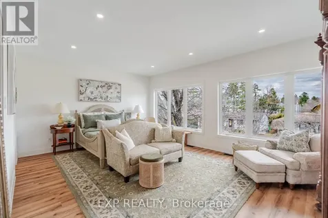12 Viewmount Drive Ottawa ON K2G 1R5