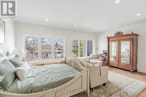 12 Viewmount Drive Ottawa ON K2G 1R5