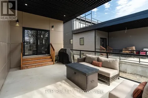 12 Viewmount Drive Ottawa ON K2G 1R5