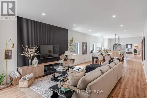 12 Viewmount Drive Ottawa ON K2G 1R5