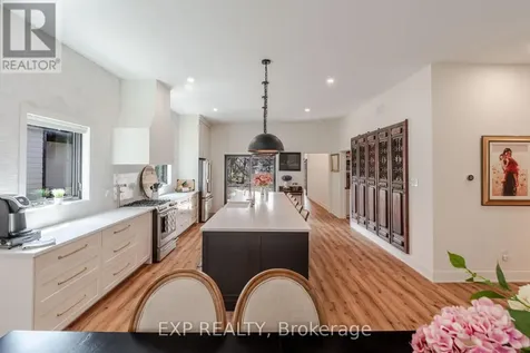 12 Viewmount Drive Ottawa ON K2G 1R5