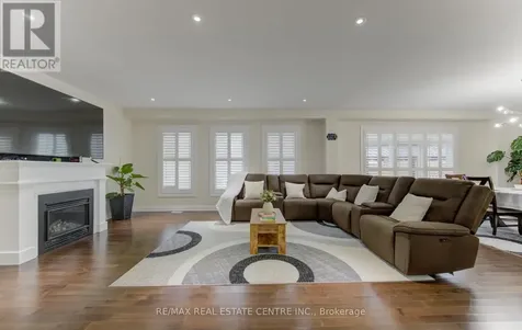 285 Sedgewood Street Kitchener ON N2P 0G6