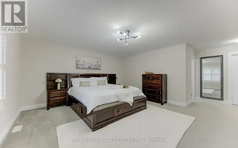 285 Sedgewood Street Kitchener ON N2P 0G6